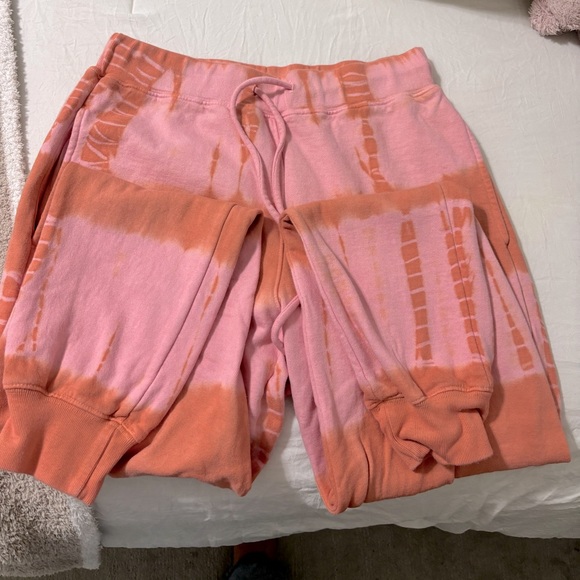 ROLLER RABBIT - SIZE SMALL - PINK AND ORANGE TIE DYE SWEATPANTS - Picture 4 of 4